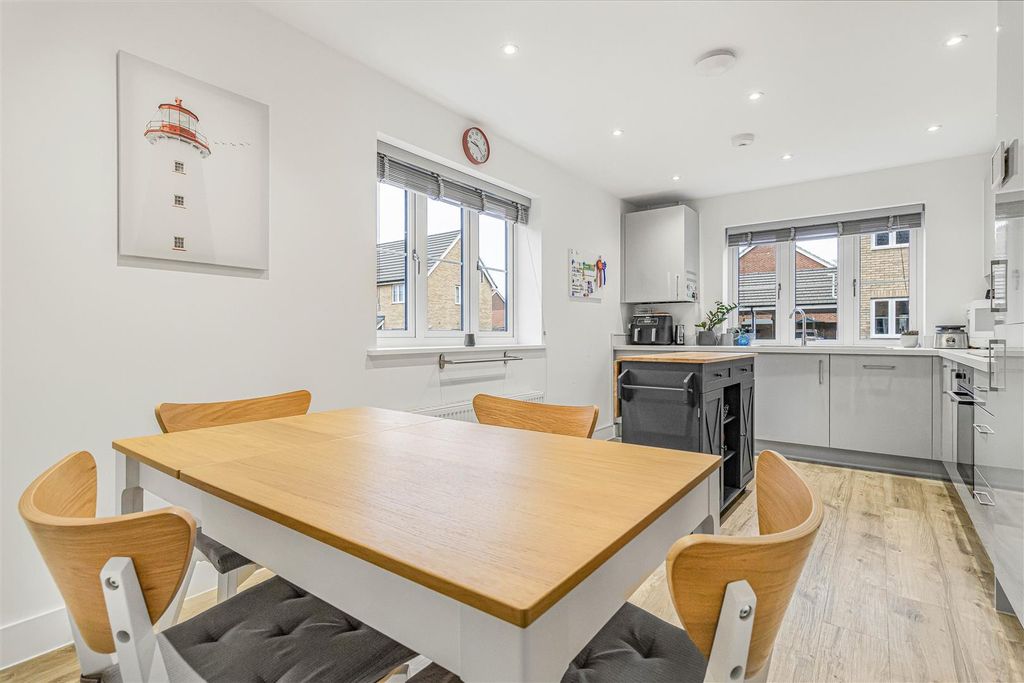 Property photo 3 of 20 16_71503-1.Jpg