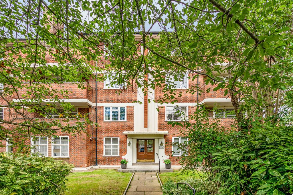 Property photo 1 of 22