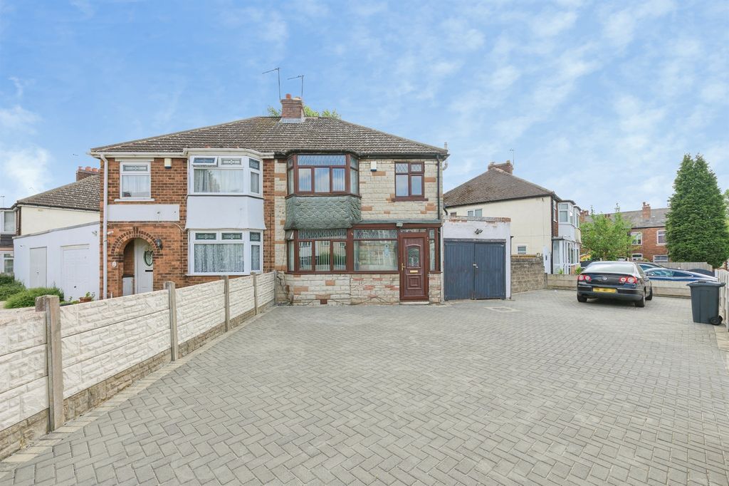 Property photo 1 of 20