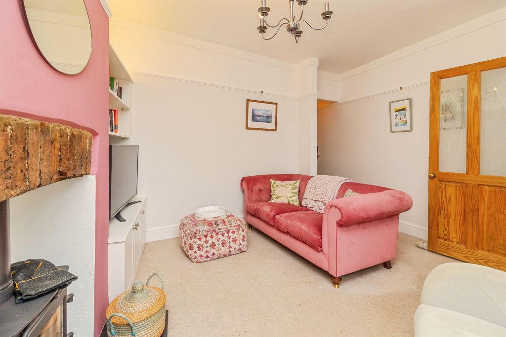 Property photo 2 of 19