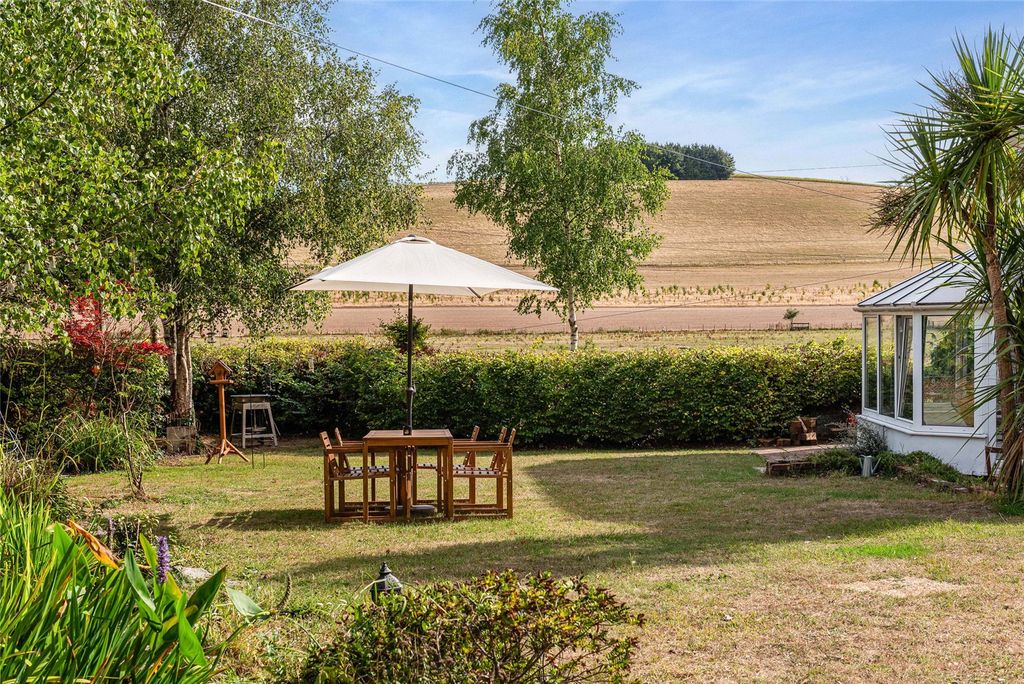 Property photo 2 of 18 Garden & View