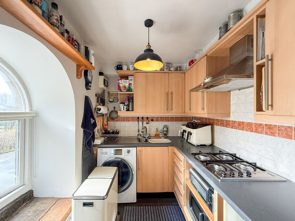 Additional image 7 of 1 bed flat for saleUnderbank Old Road, Holmfirth HD9
