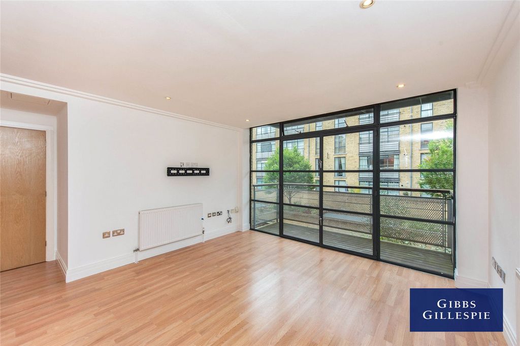 Property photo 2 of 11 Picture No. 02