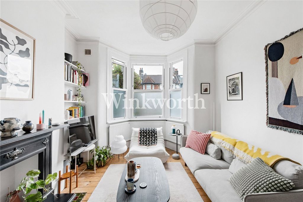 Property photo 3 of 10 Picture No. 03