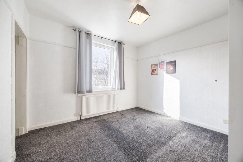 Additional image 10 of 2 bed flat for saleCarlops Avenue, Penicuik EH26