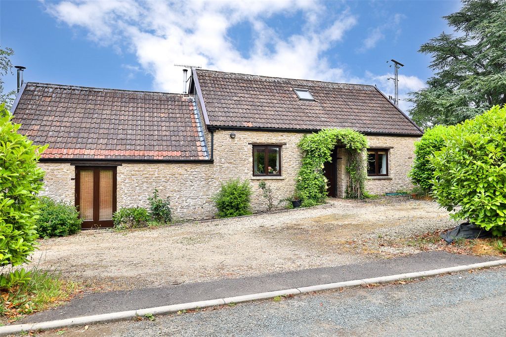 Property photo 3 of 29 Picture No. 24