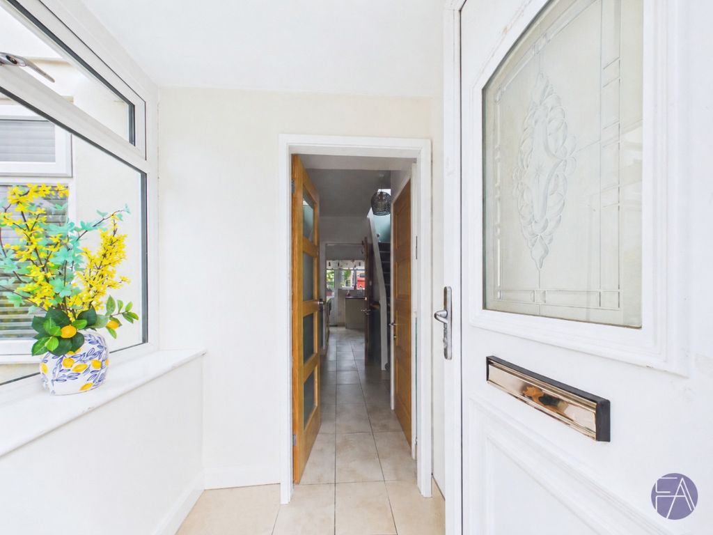 Property photo 3 of 16 5249926