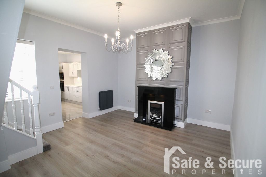 Property photo 2 of 11 Img_1130