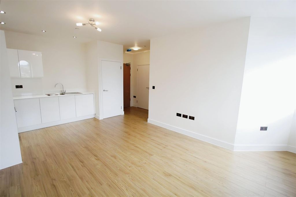Property photo 3 of 11 Open Plan Living
