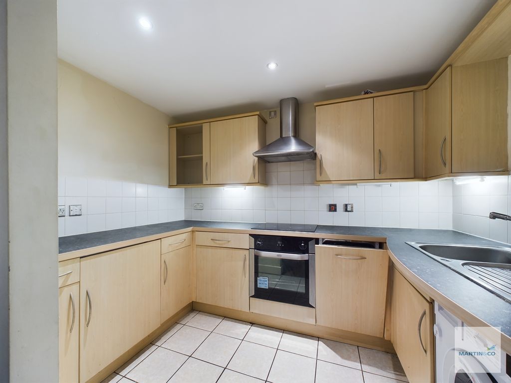Property photo 3 of 11