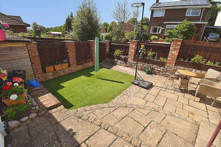 Property photo 3 of 18