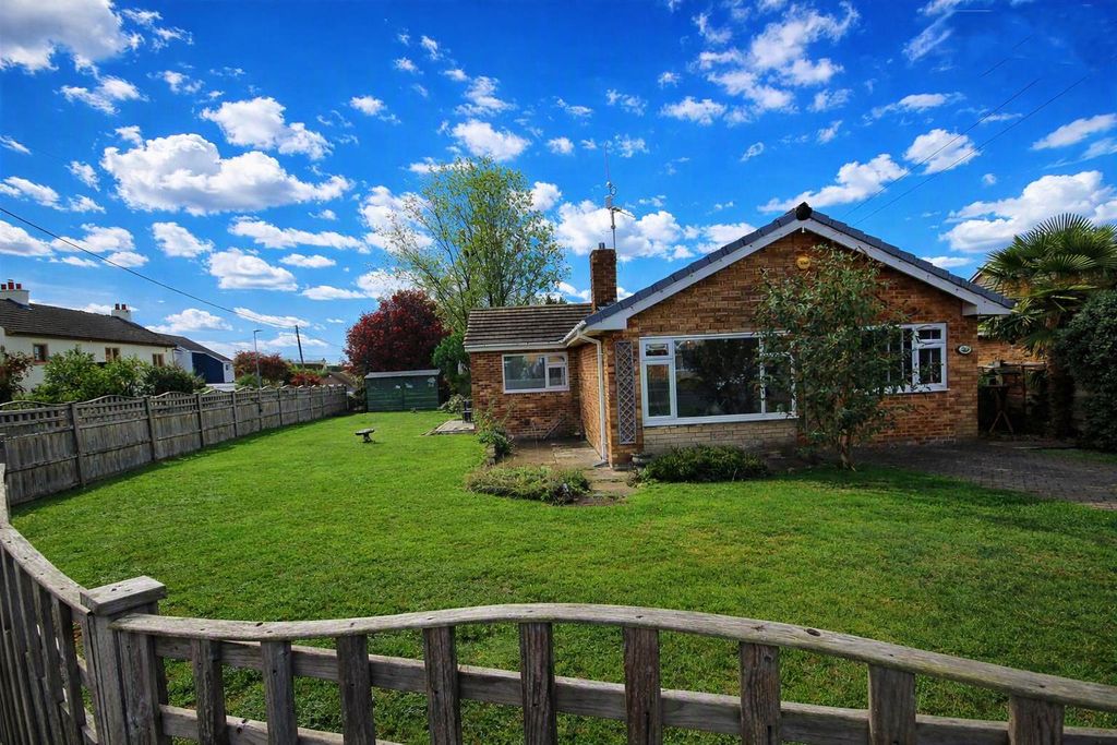 Property photo 1 of 12 Outside