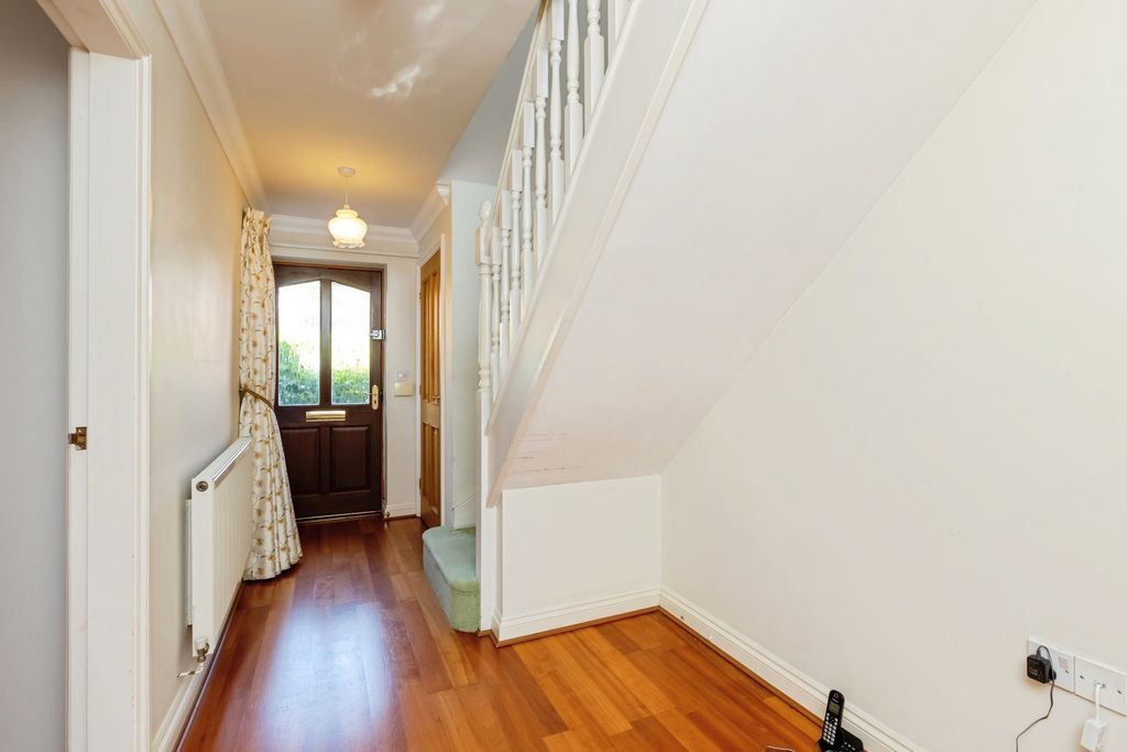 Property photo 3 of 35 Photo