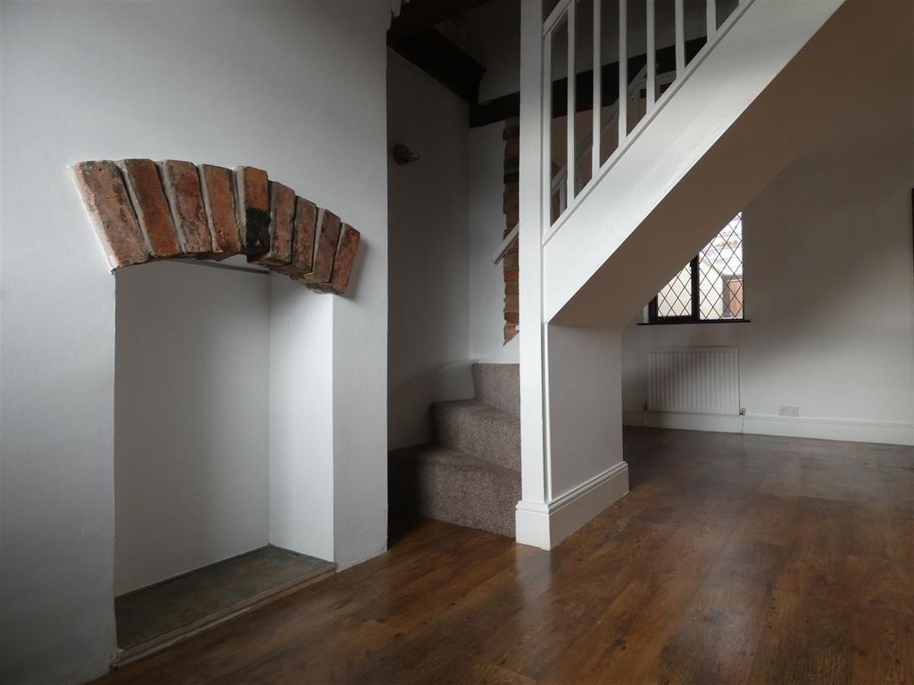 Property photo 3 of 17 P1120591.Jpg