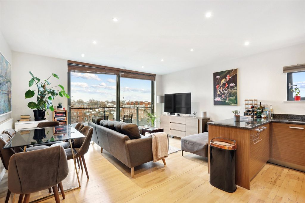 Property photo 1 of 8 Picture No. 06