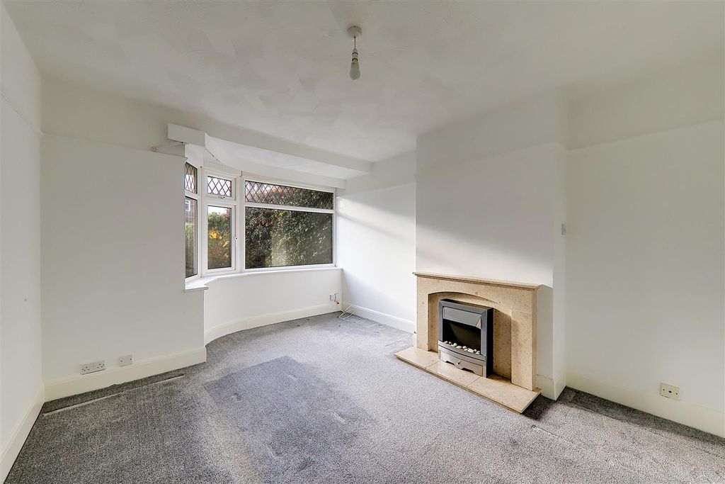 Property photo 2 of 13 Img_1874-Img_1876.Jpg