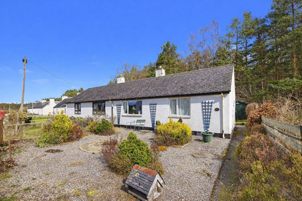 Property photo 1 of 18 Mackenzie Crescent Nethy Bridge