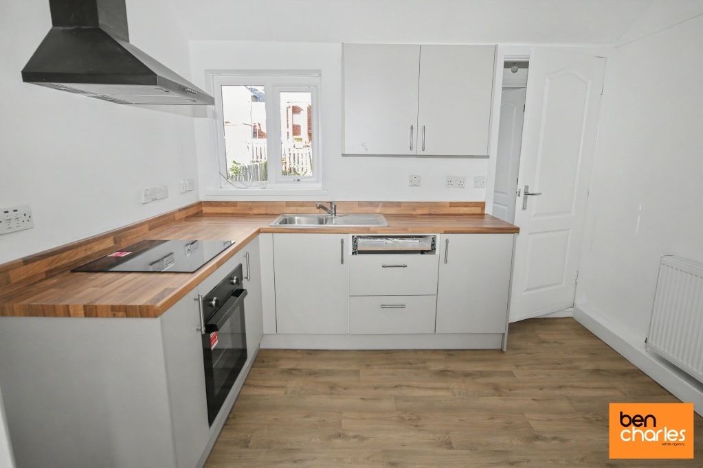 Property photo 3 of 9 Picture No. 04