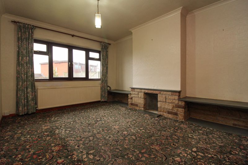 Property photo 2 of 7 Photo 4