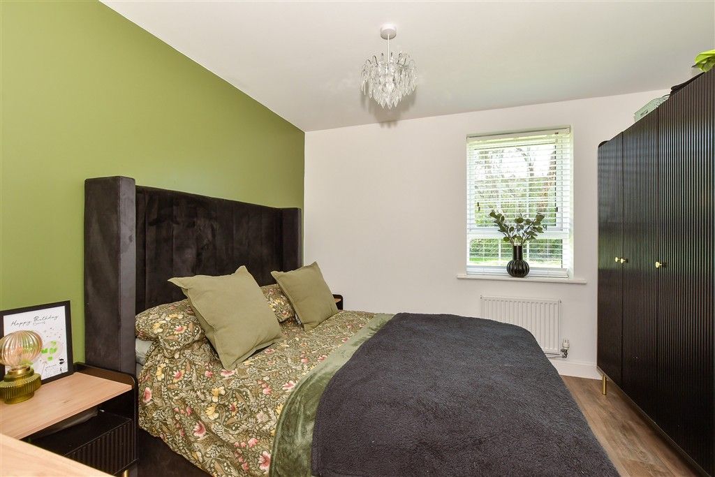 Property photo 2 of 8 Bedroom 1