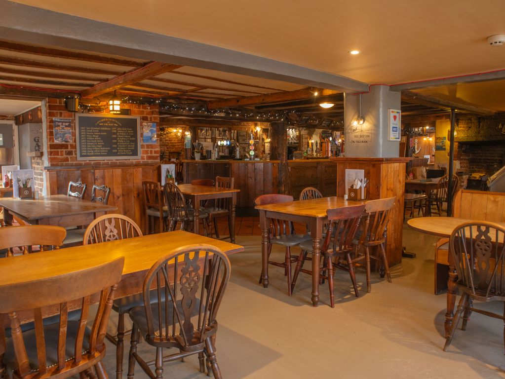 Property photo 2 of 15