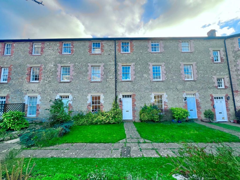 Property photo 1 of 1