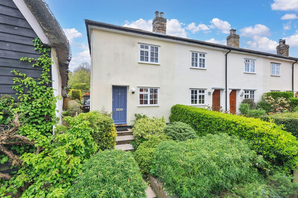 Property photo 1 of 11
