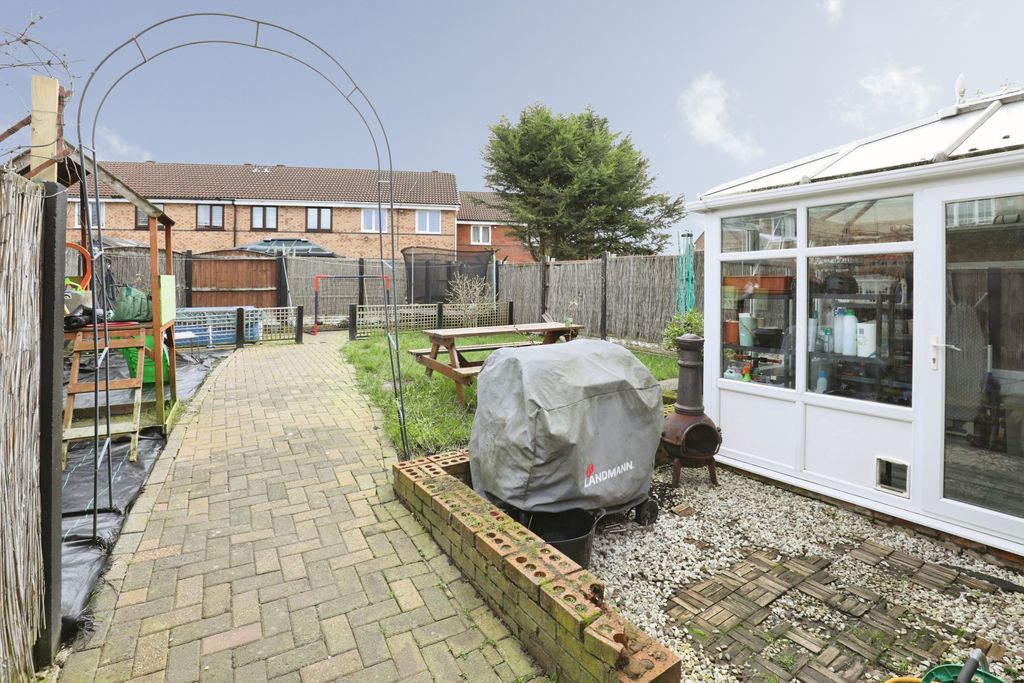 Property photo 1 of 15 Garden