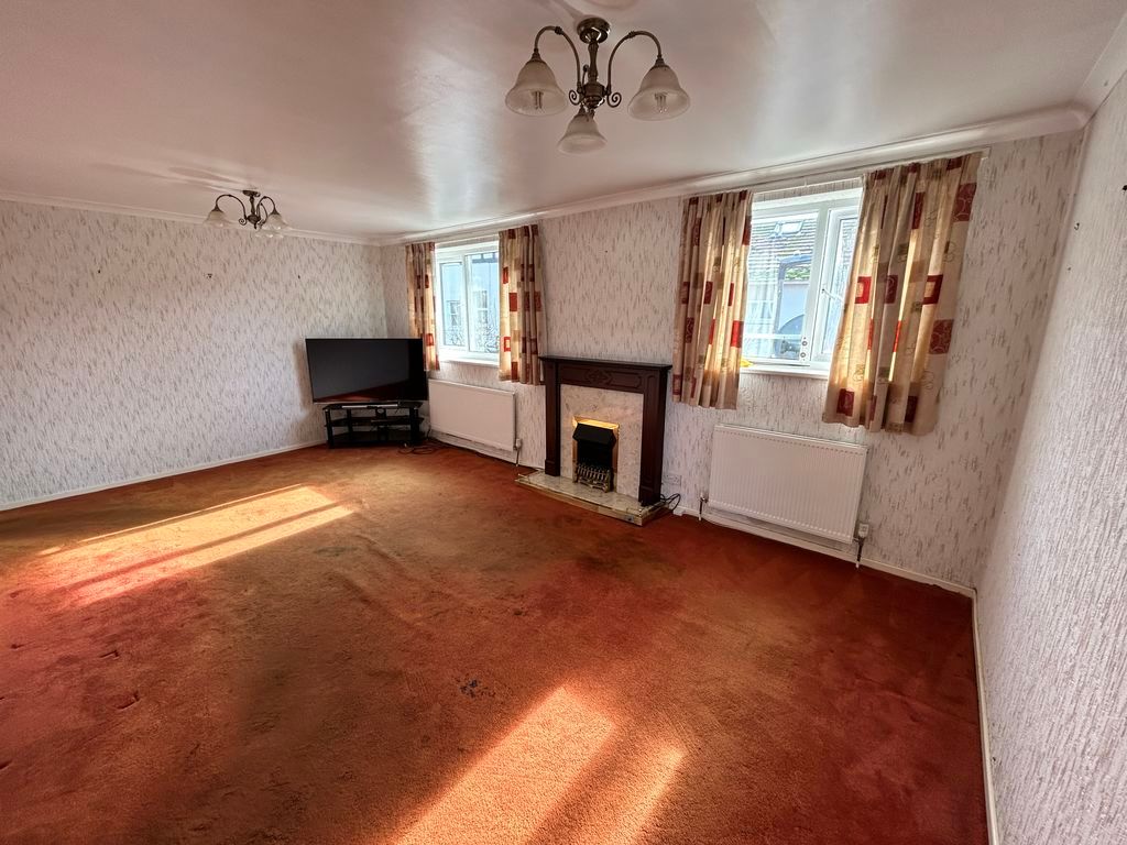 Property photo 2 of 9 Photo 2