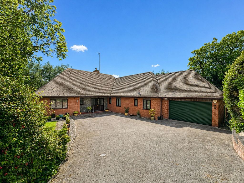 Property photo 1 of 31