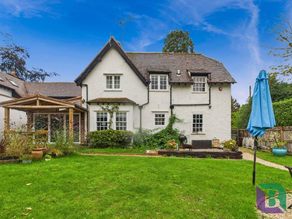 Property photo 1 of 32