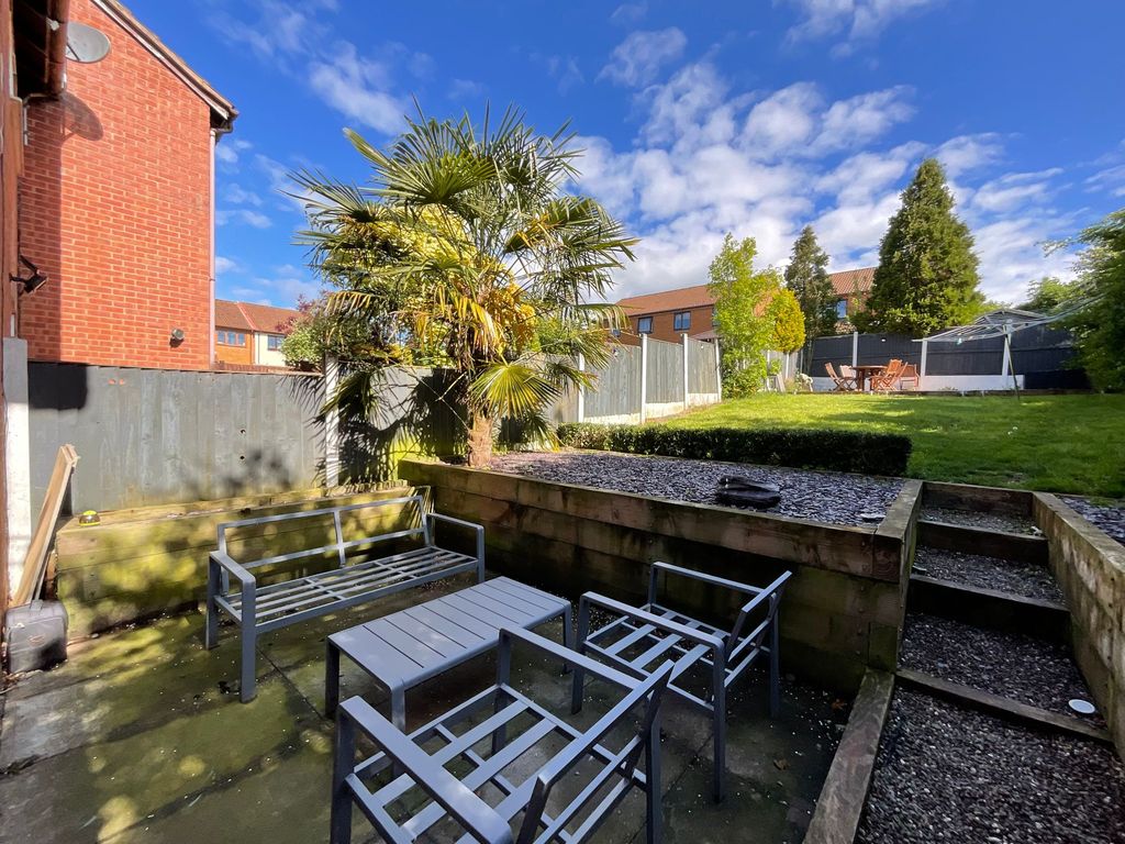 Property photo 3 of 18