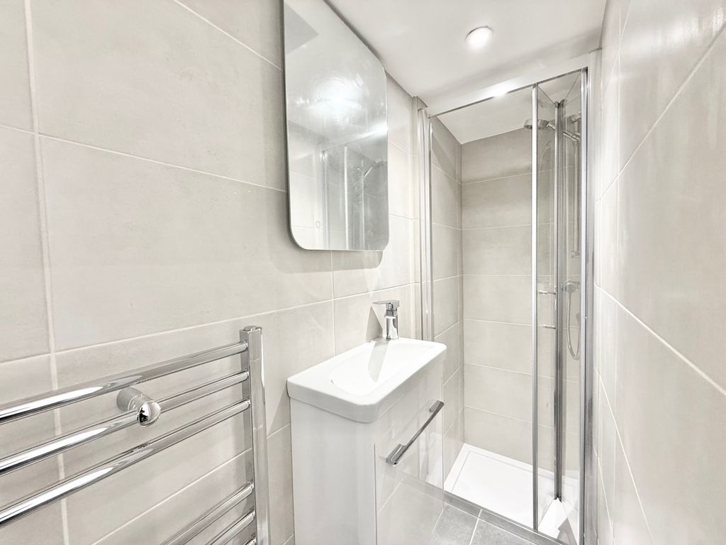 Property photo 3 of 13 Gallery