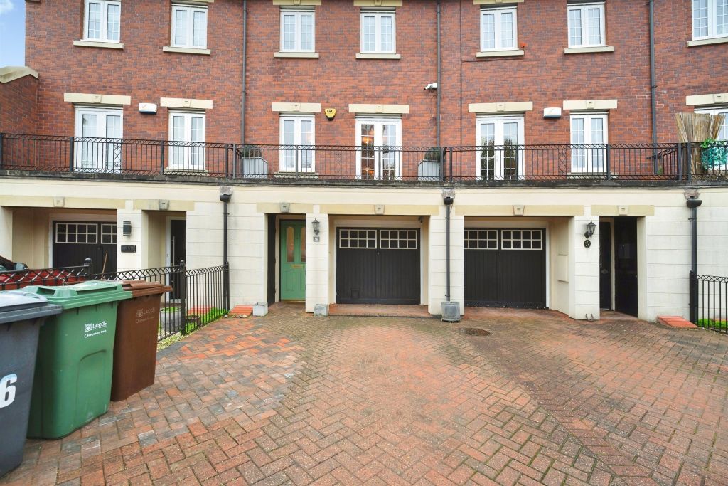 Property photo 1 of 24