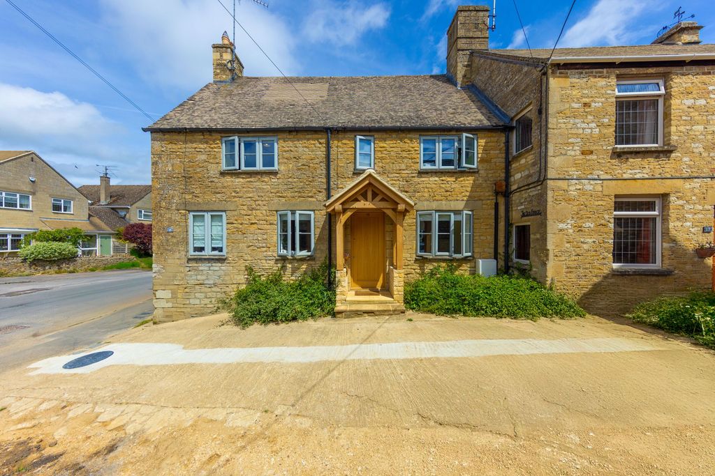 Property photo 1 of 24