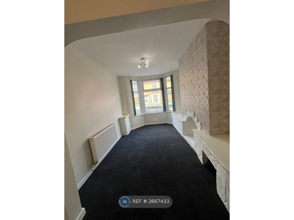 Property photo 2 of 9 Living Room