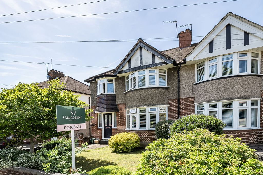 Property photo 1 of 16