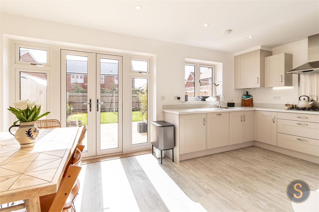 Property photo 2 of 22 Vc-32.Jpg