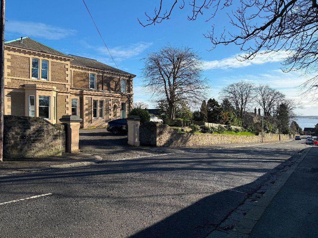 Property photo 2 of 21 Photo 2