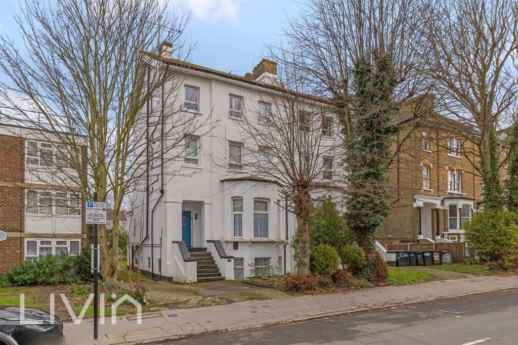 Property photo 1 of 12 1d5B3A74-B7d2-4059-8080-480F9B520Fef