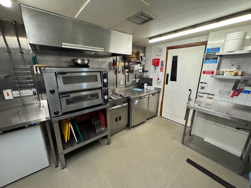 Property photo 3 of 12