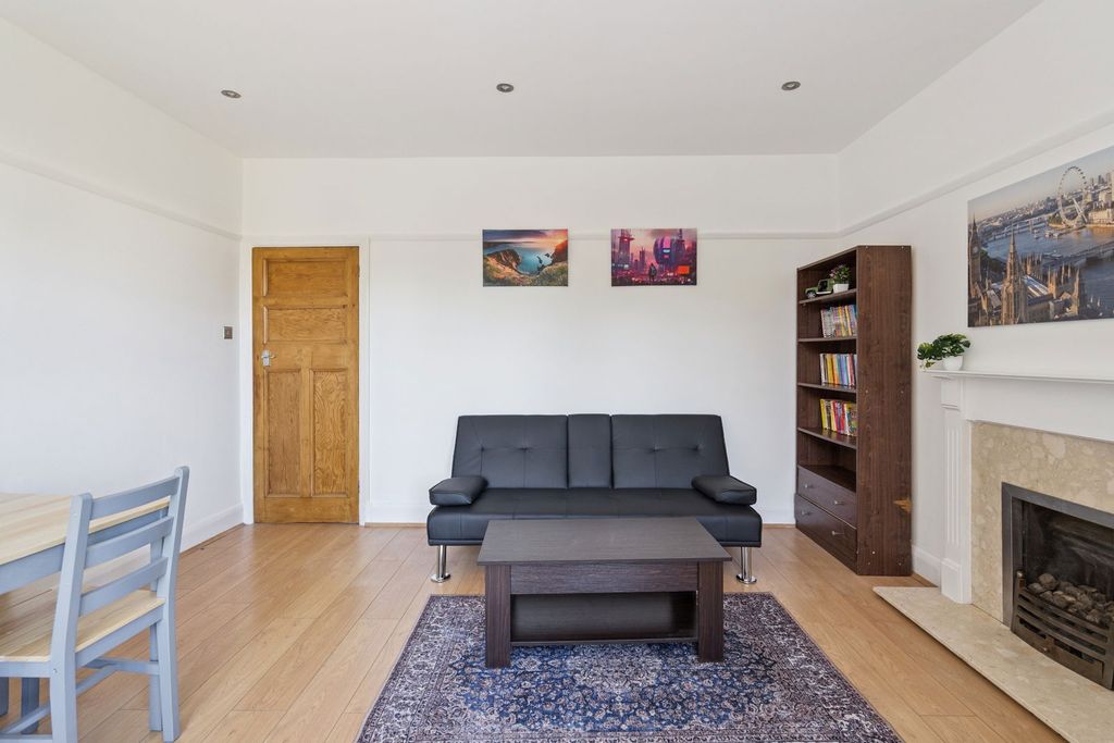 Additional image 14 of 2 bed maisonette for saleWest End Avenue, Pinner, Middlesex HA5