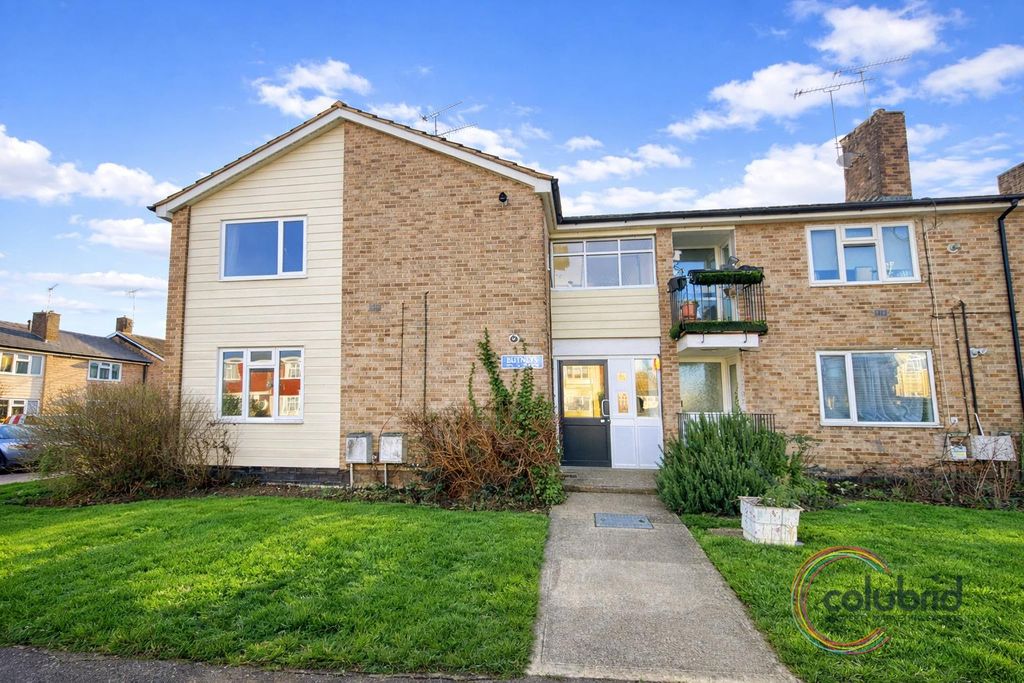 Property photo 1 of 11