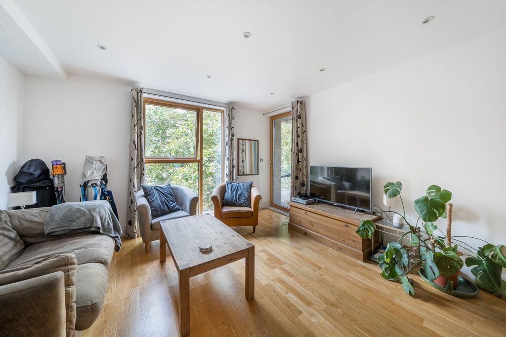 Property photo 1 of 15 Picture No. 05