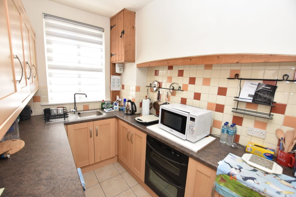 Property photo 3 of 26