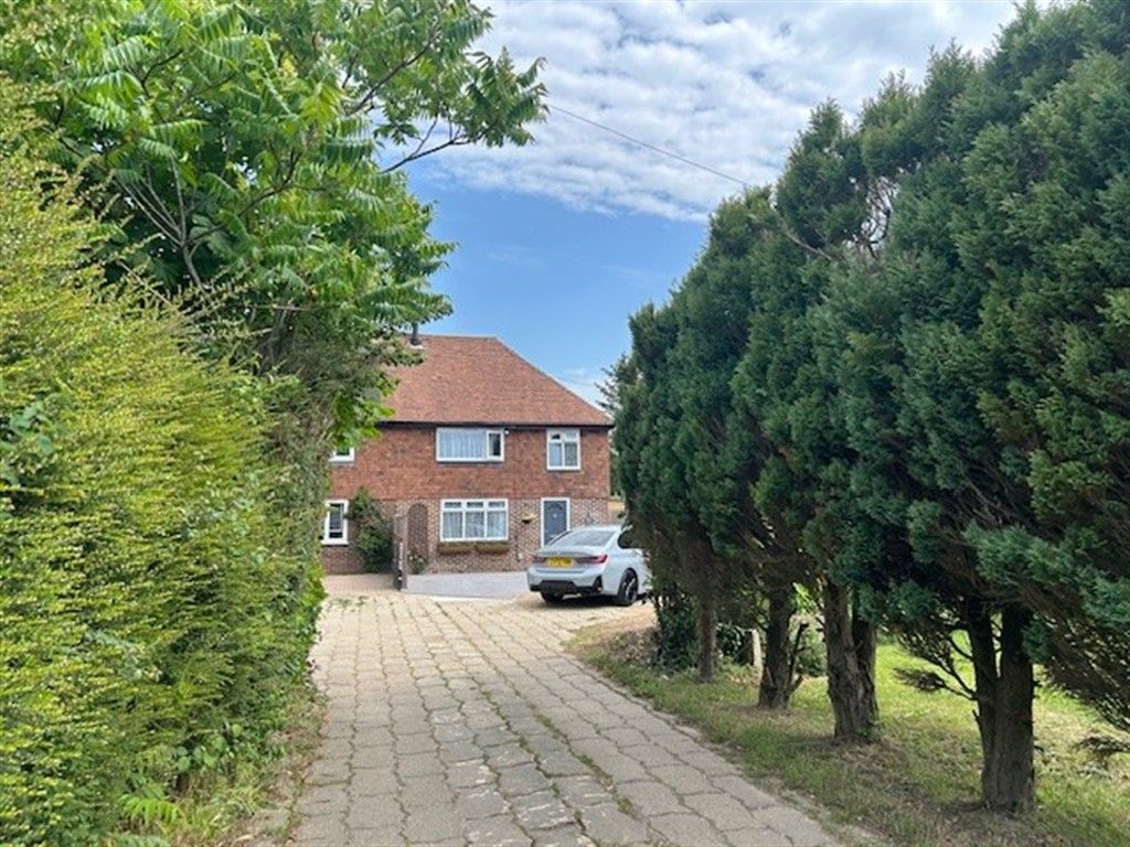 Property photo 1 of 13 Front