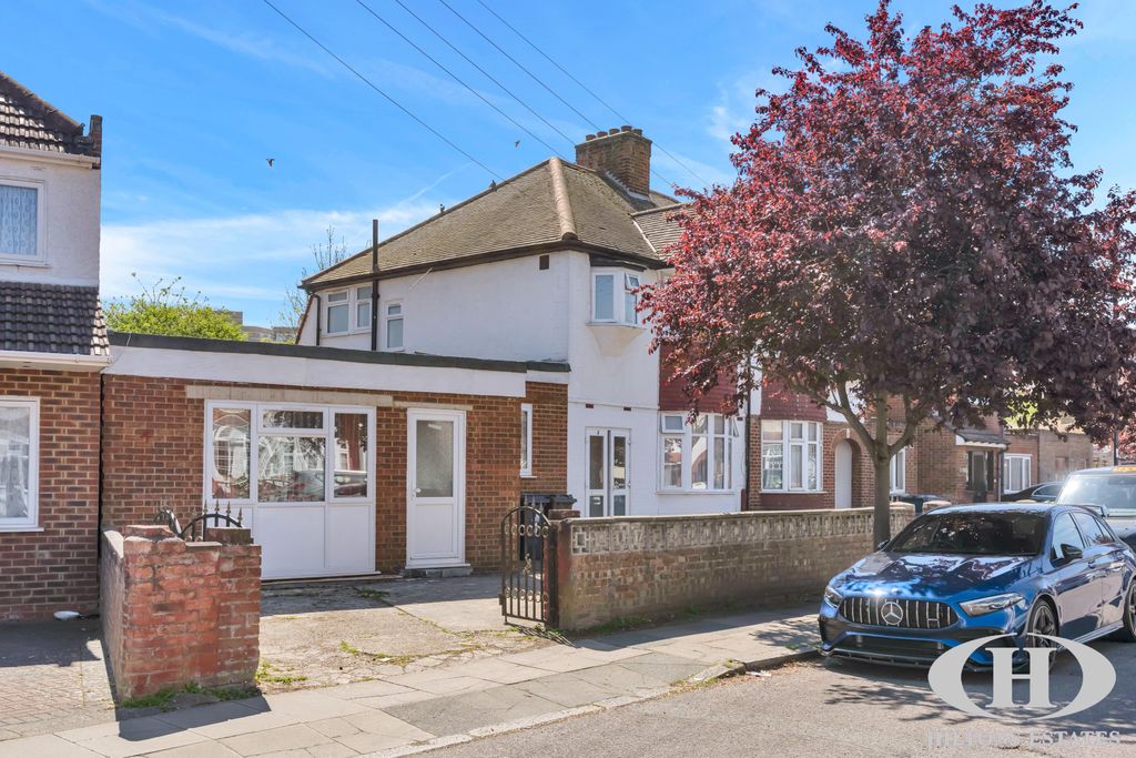 Property photo 1 of 21