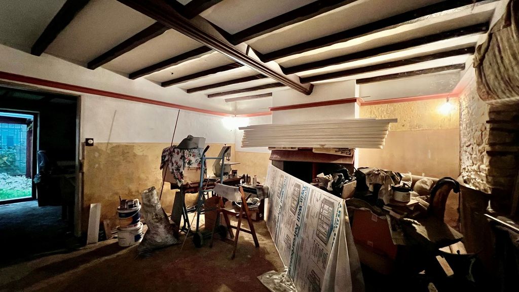 Property photo 2 of 9