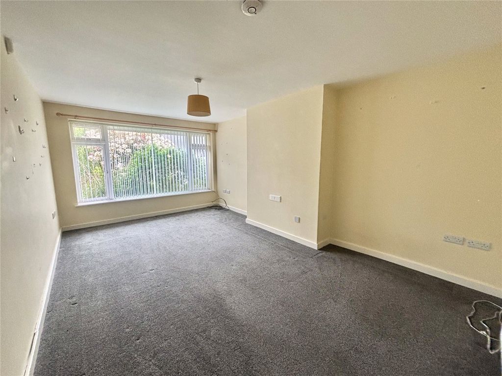 Property photo 3 of 18 Picture No. 04