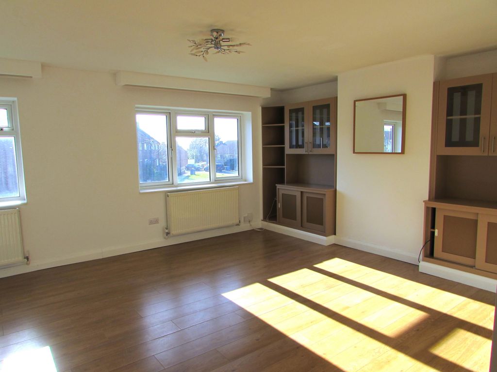 Property photo 1 of 9 Sefton Avenue, Harrow, Middlesex Ha3